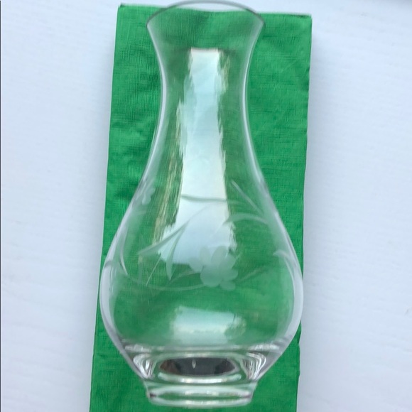 Vase - Picture 2 of 4